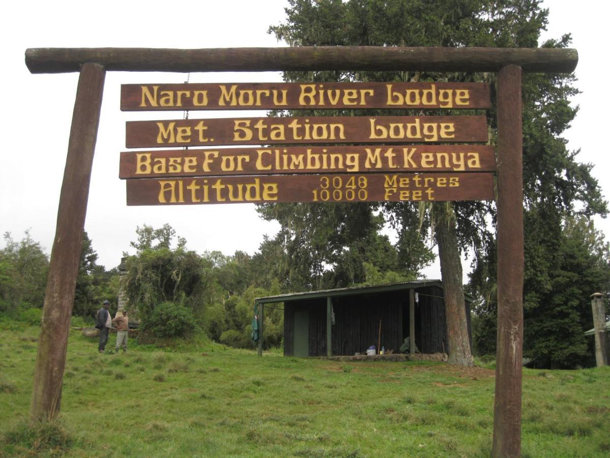 Naro Moru River Lodge Exteriör bild